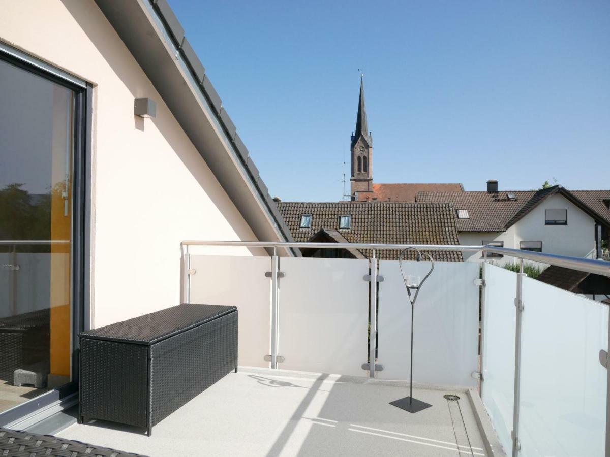 Ferienwohnung Kirschbluete Mosbach  エクステリア 写真