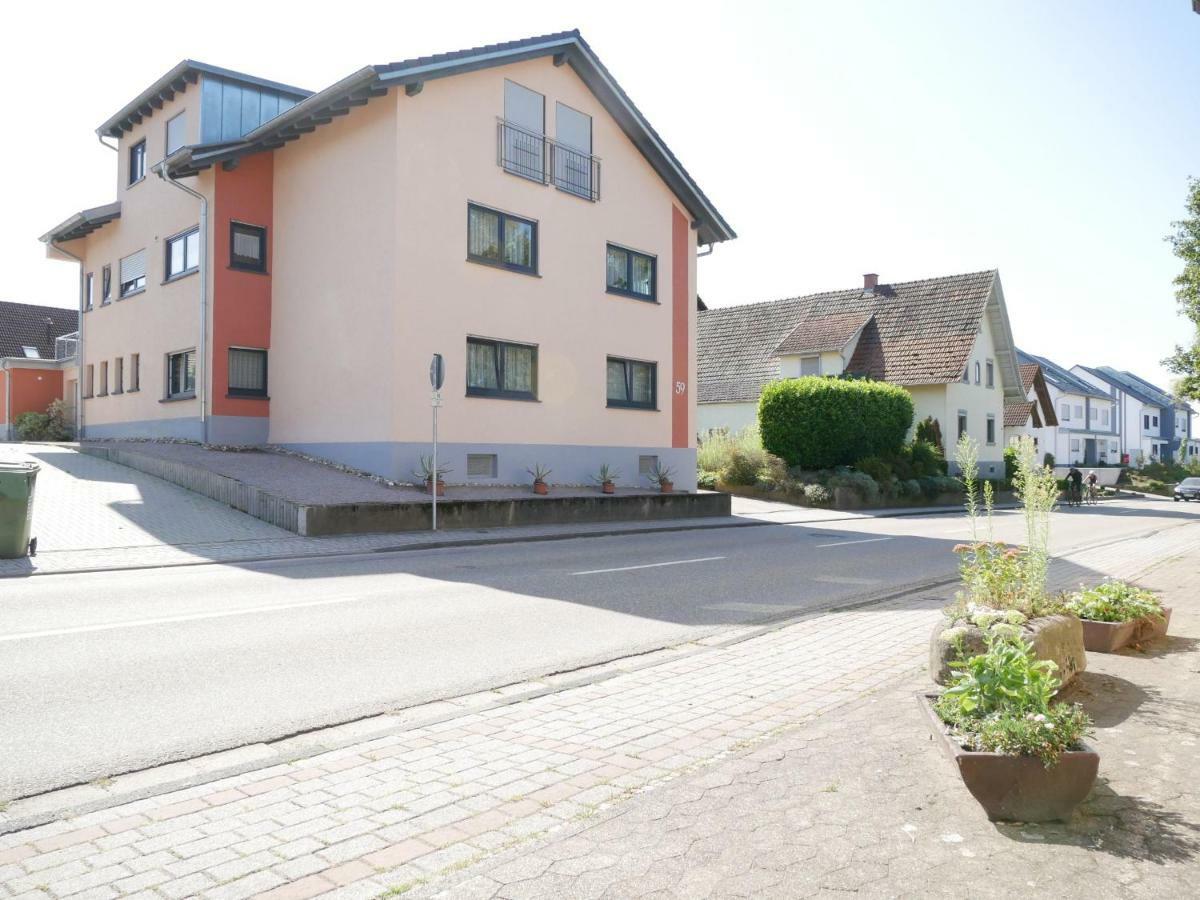 Ferienwohnung Kirschbluete Mosbach  エクステリア 写真
