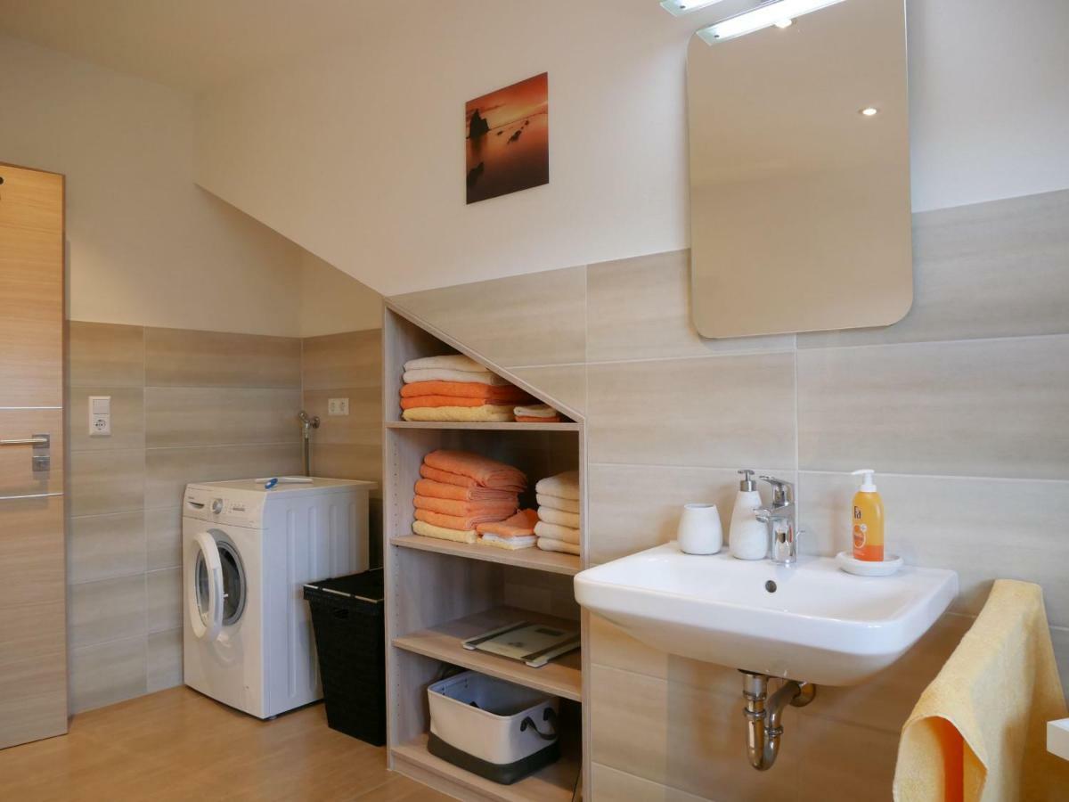 Ferienwohnung Kirschbluete Mosbach  エクステリア 写真